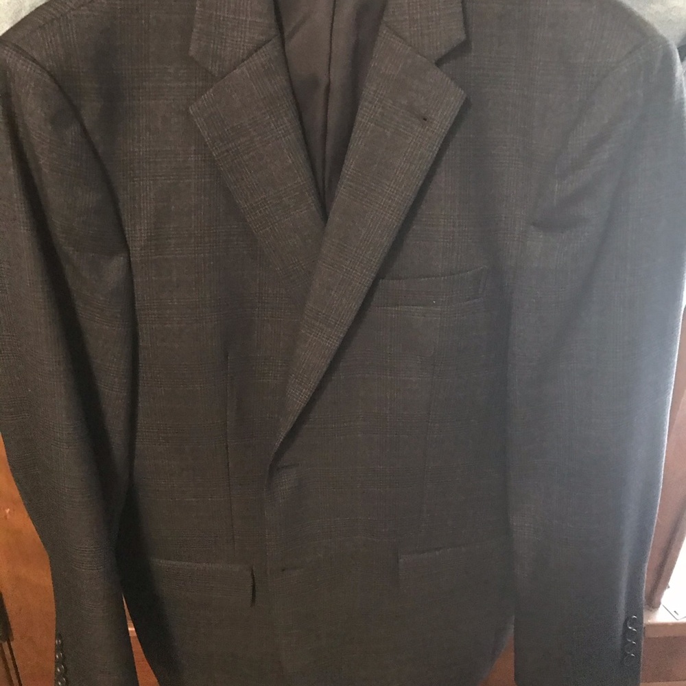 44 regular navy plaid sports coat.